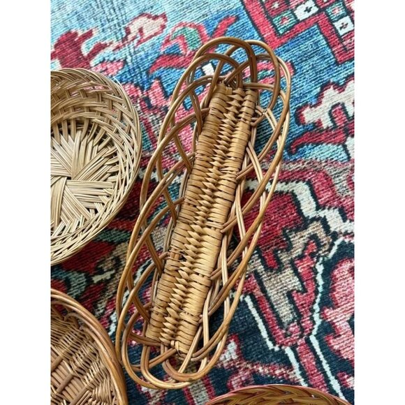 Set of 5 Vintage Baskets | Wicker Baskets | Wall Decor | Cottage Wall Basket - Picture 5 of 6